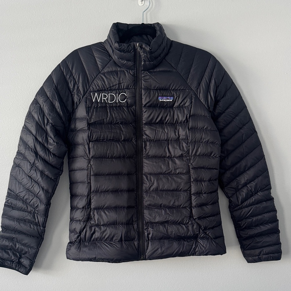 Patagonia Women's Puffer Jacket New with Tags. Logo embroidered. Size S. Winter
